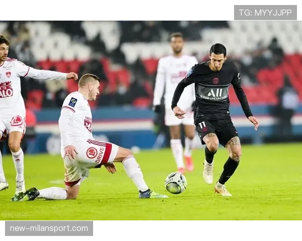 阿维河短传渗透难造实质威胁 控球优势无法转化为射门机会 阿维河短传渗透难造实质威胁 控球优势无法转化为射门机会